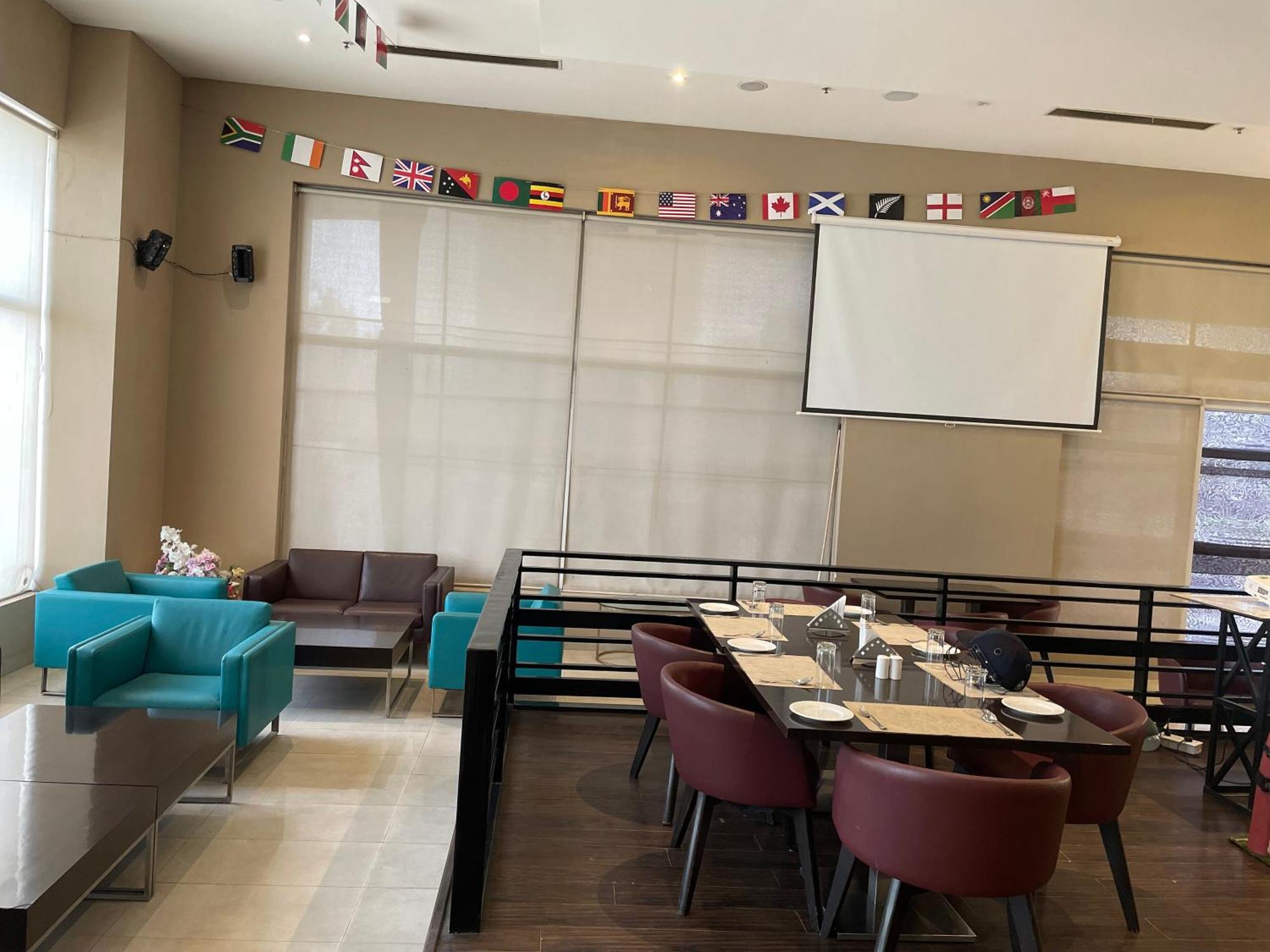 V Retreat Gurgaon Hotel Ngoại thất bức ảnh
